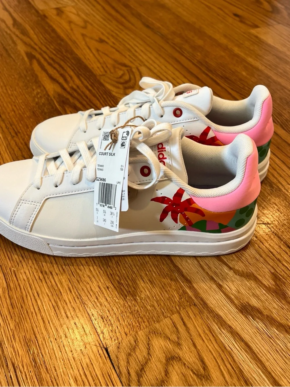 adidas Women’s White Court Sneakers collab with Farm Rio Pink Floral Heel size 7 - Picture 1 of 16